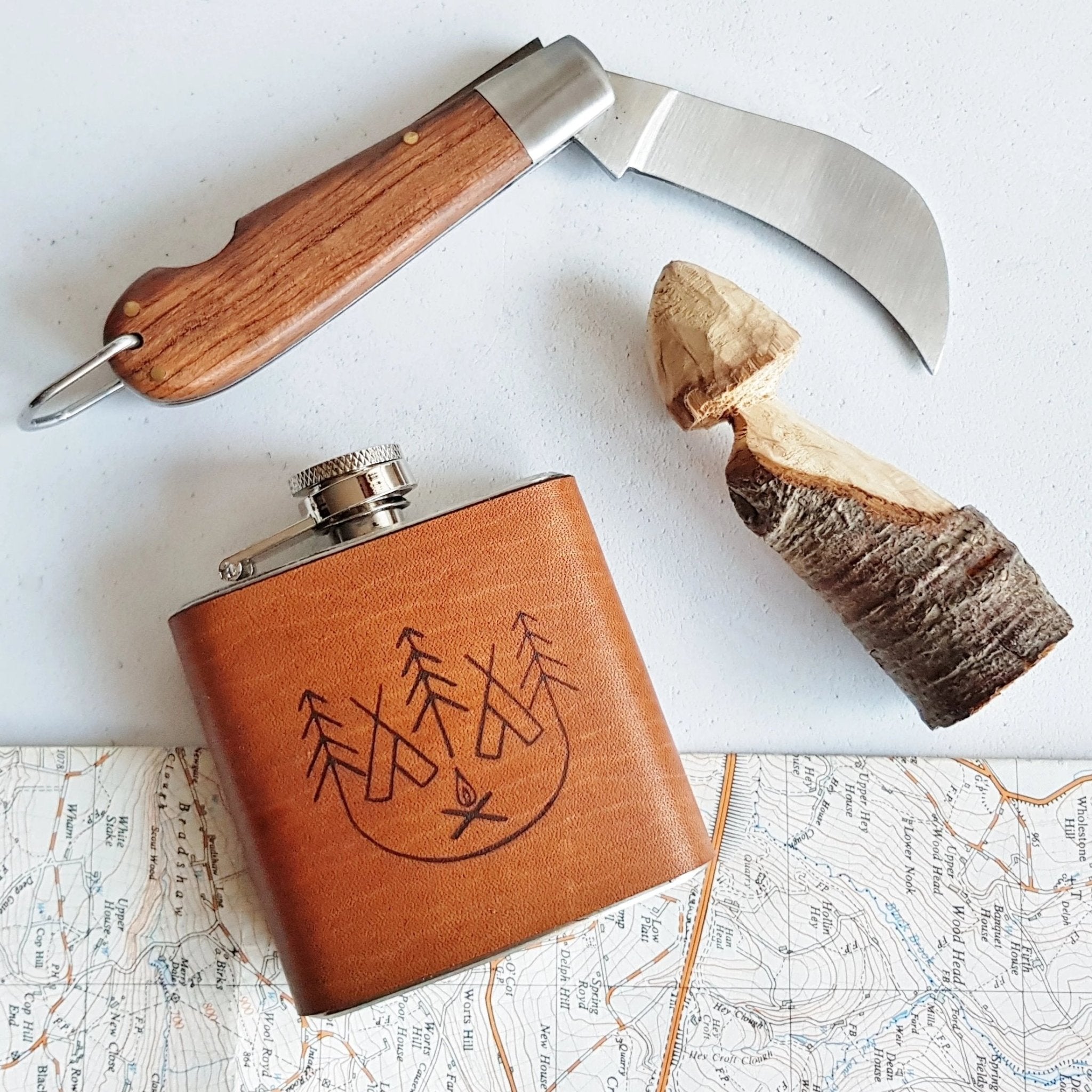 Camping Hip Flask - Camp Fire Design