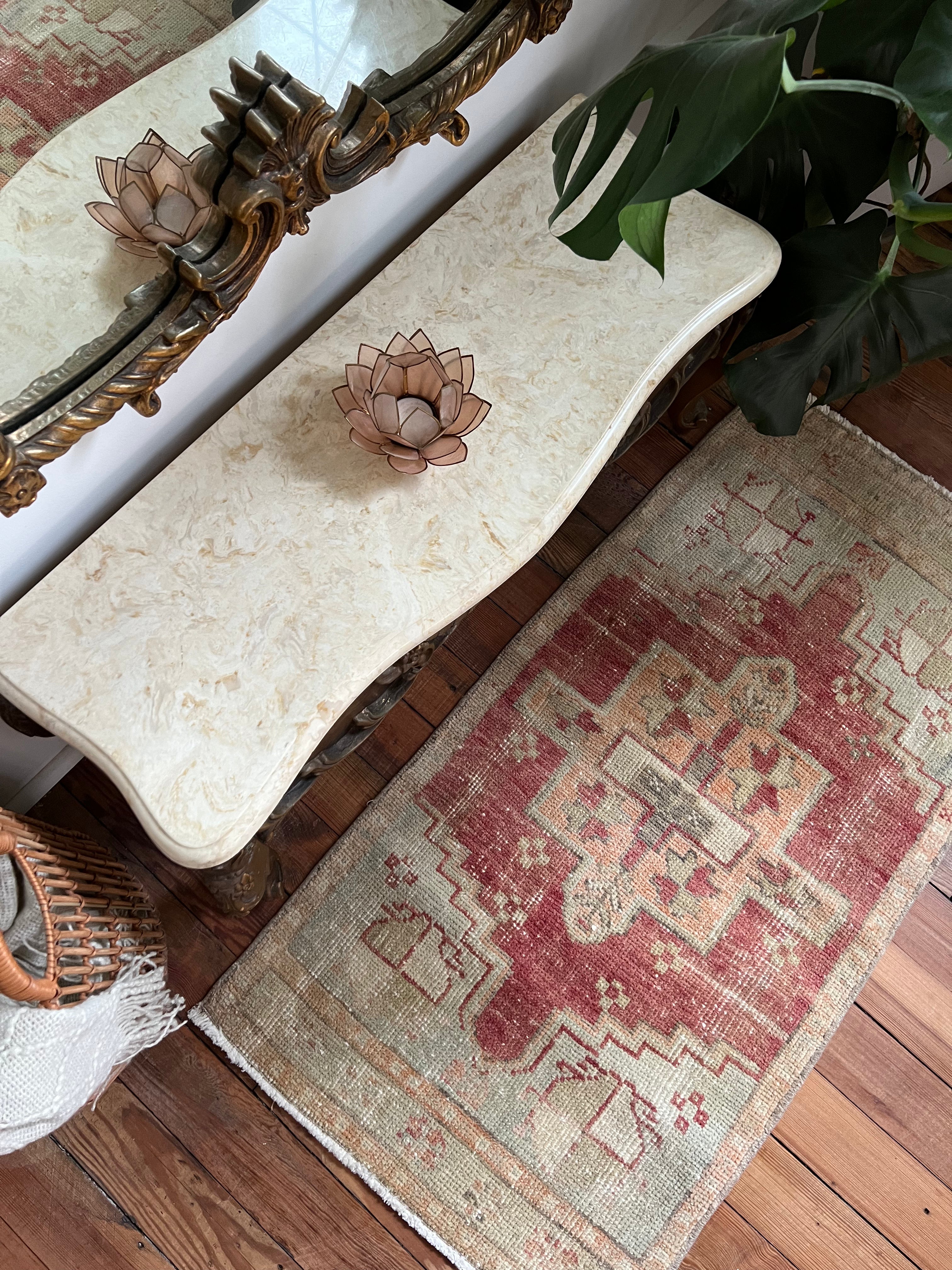 #10 | 1’10 x 3’6 Yastik