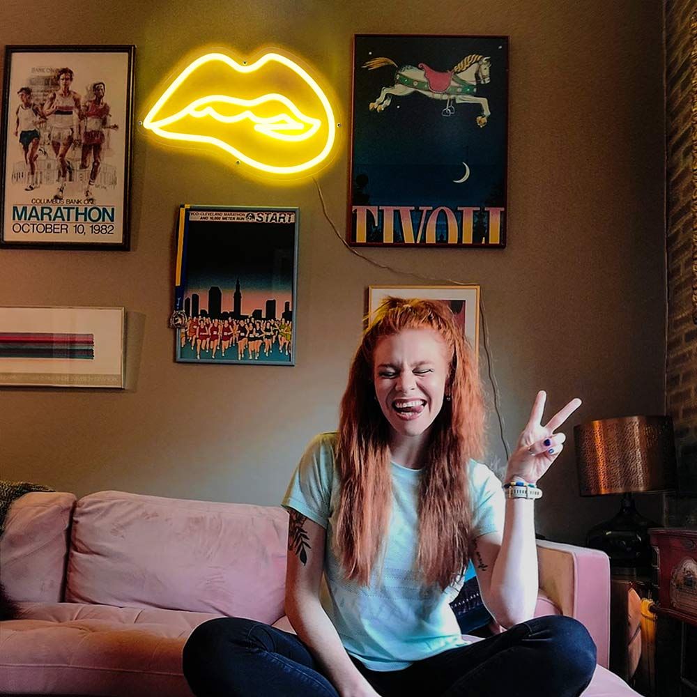 Biting Lips Neon Sign