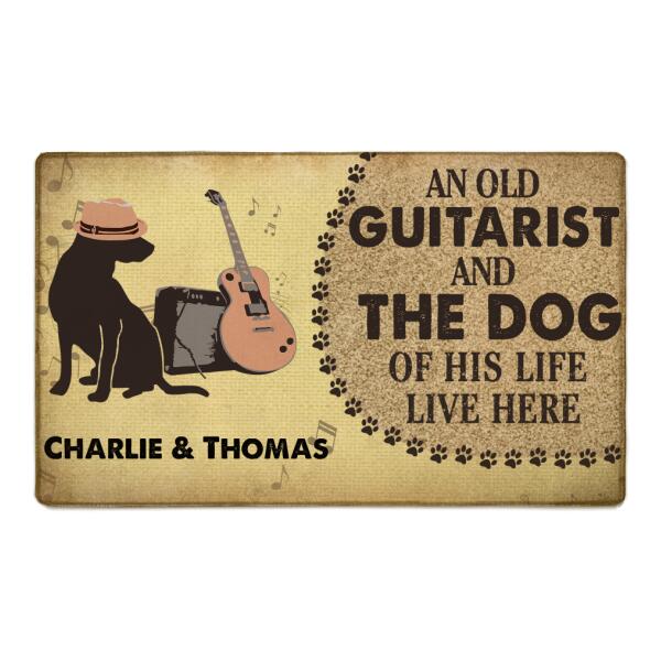 "An old guitarist and the dog of his life live here" name personalized doormat DMTU04