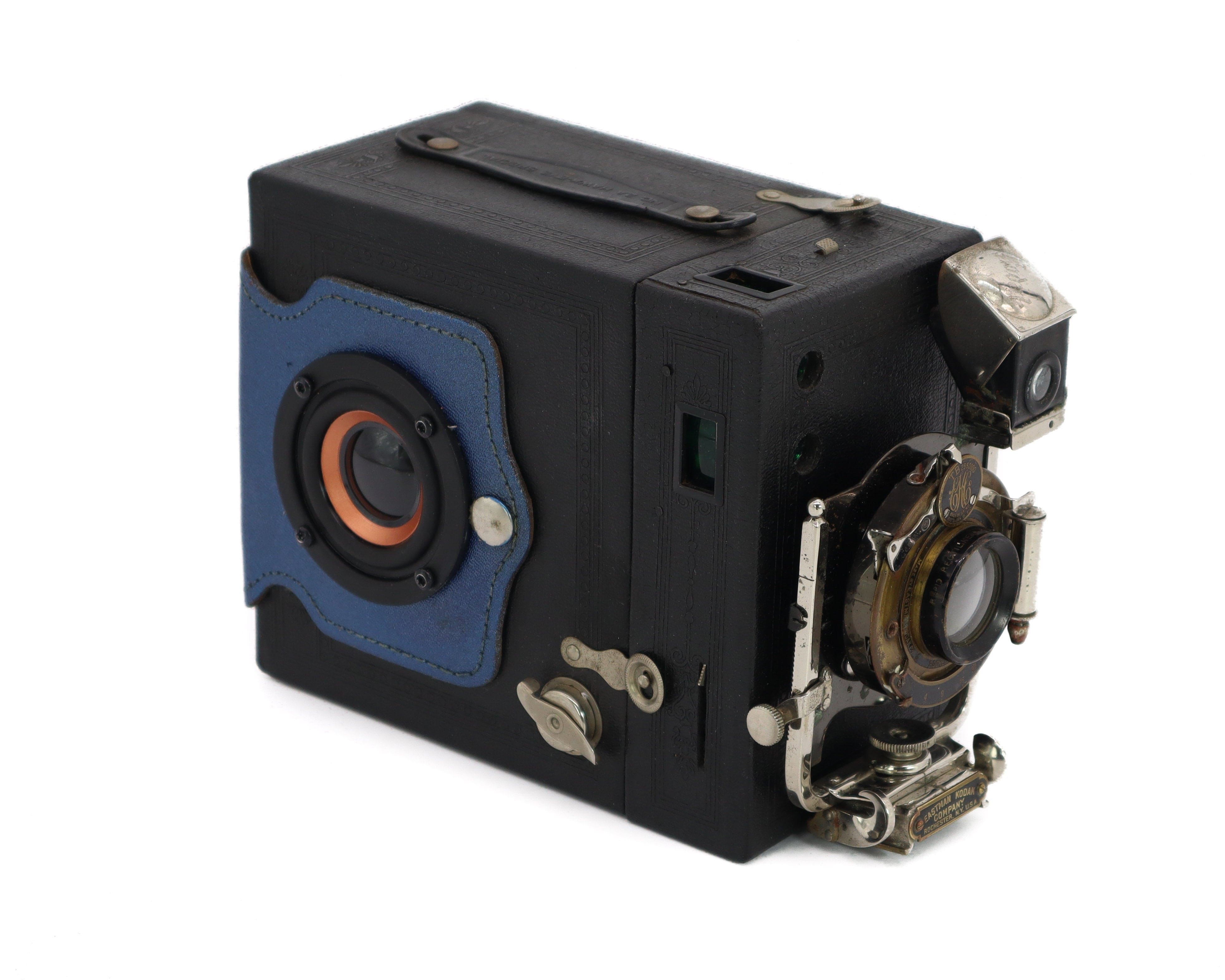 "The Blue Thunder" Steampunk Bluetooth Speaker, Gifts for Geeks, Electronic Audio gadget, signed & numbered artwork