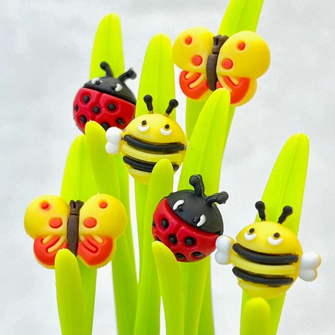 Bugs on Grass Wiggle Gel Pen