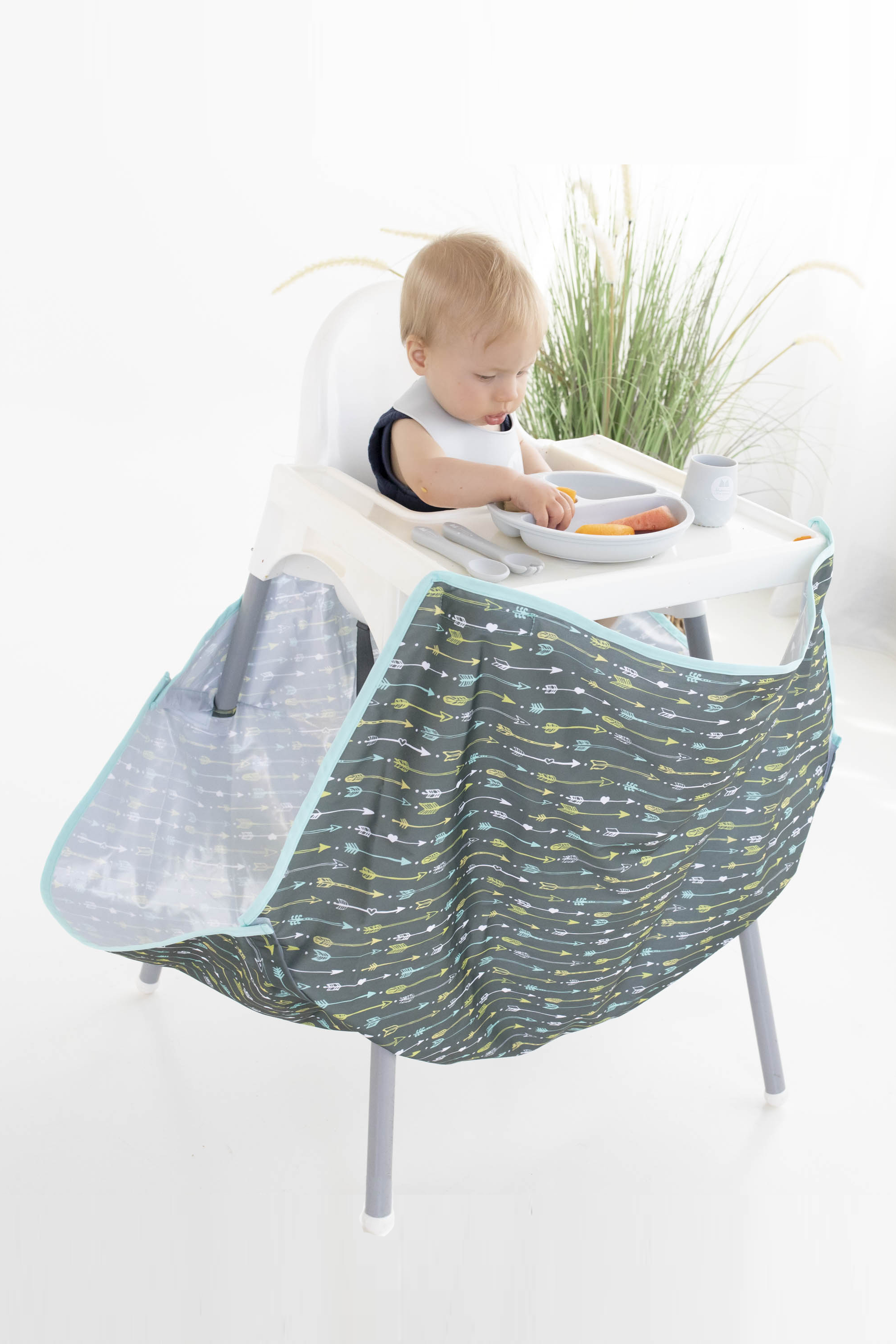 High Chair Food Catcher - Arrow
